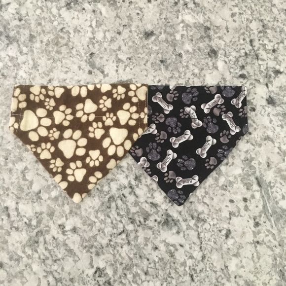 small reversable dog bandanas - Picture 2 of 2